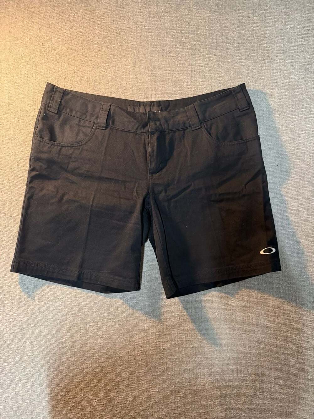 Oakley Women's Solid Black Casual Performance Shorts Size 13/14